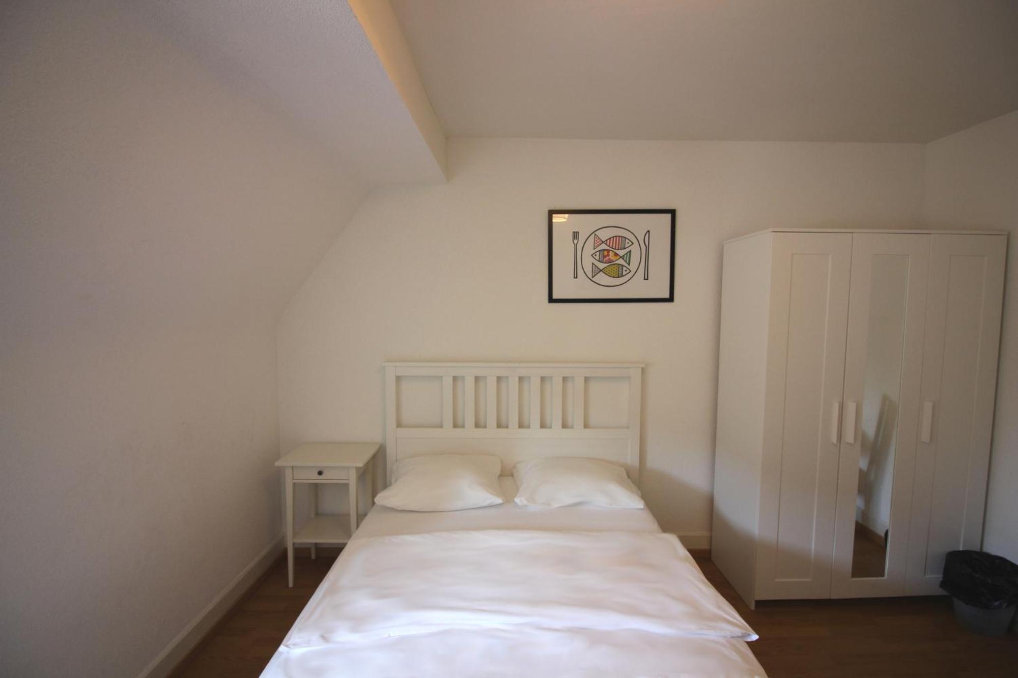 Rent A Home Eptingerstrasse - Self Check-In Basel Rum bild